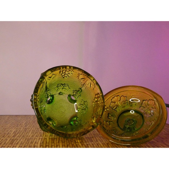 Vintage Jeanette Glass 4 Footed Candy Dish - Picture 4 of 6